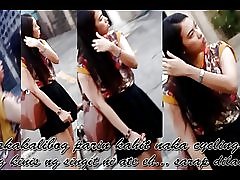 Dekle boso rumene v belo kolesarjenje