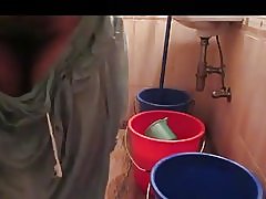 Seksi indijski bhabhi pralni closthes