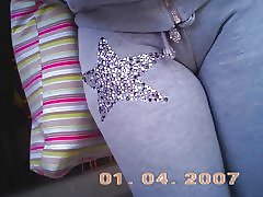 Kamele z sive hlače