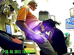 Pravi urad minet v Rusiji