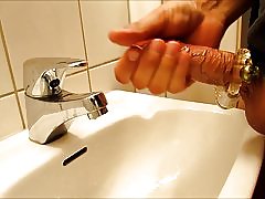 Velike obremenitve v puplic WC